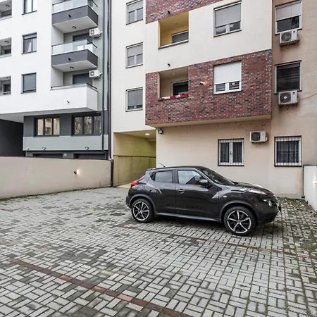 Giallo Modern Studio-free Private Parking-fast Wi-fi *