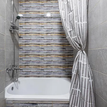 Giallo Modern Studio-free Private Parking-fast Wi-fi Novi Sad