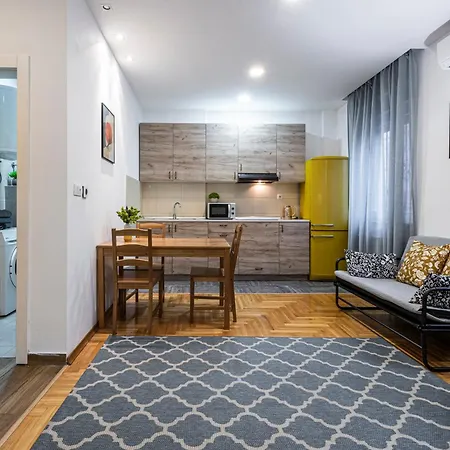 Giallo Modern Studio-free Private Parking-fast Wi-fi *